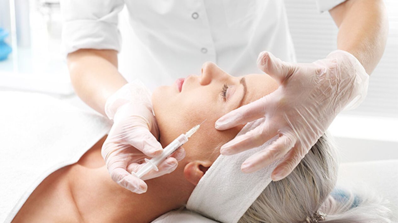 Body skin rejuvenation is possible thanks to effective procedures such as mesotherapy